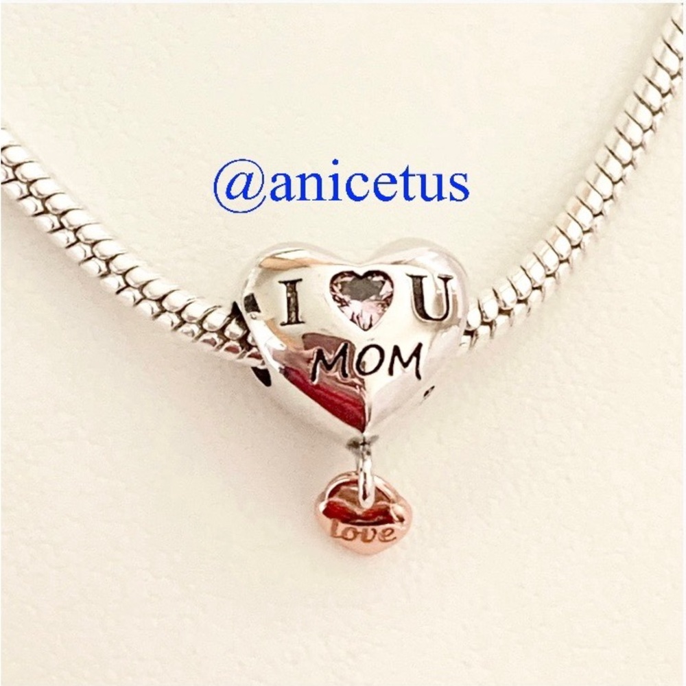 NWOT S925 Mom Love Heart Dangle Charm